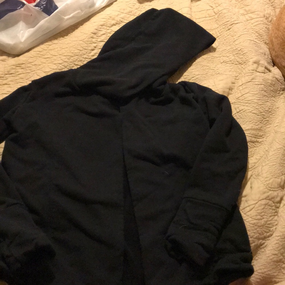 Black sweatshirt pull over